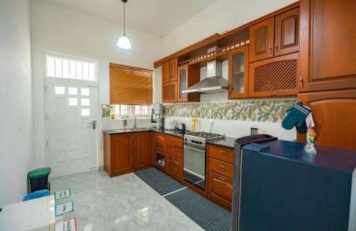 Kaduwela Casa | Spacious Eco Guest House Colombo