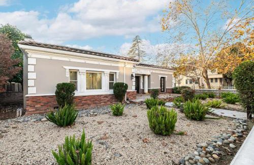 San Jose Casa | Spaciour 4Br 4Bth Stunning house with Free Parking