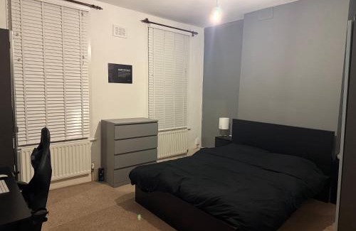 Stoke Newington Apartamento | Spacious 1 bed apartment