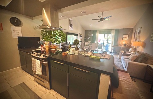 Palm Desert Villa | Spacious 1 BR x 2 BA, Liv. Rm, Full Kitchen Villa w Patio on golf course. VIEWS!