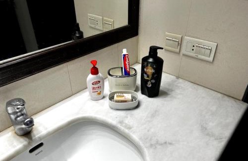 Lahore Villa | Spacious 1 Kanal GP DHA Ph 5