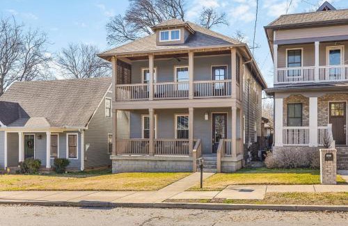 Hope Gardens Casa | Spacious 11 Bed Germantown Home with 3 Patios Only 1.5 mi to Broadway
