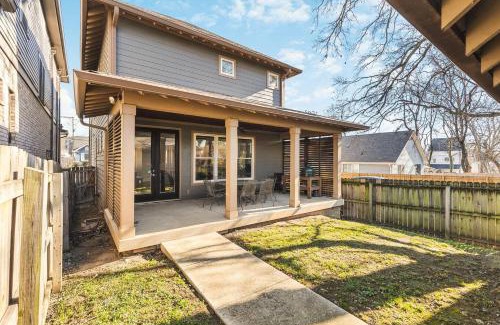 Hope Gardens Casa | Spacious 11 Bed Germantown Home with 3 Patios Only 1.5 mi to Broadway