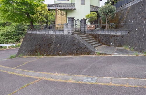 Izu Casa | Spacious 140m2 openair bath with 100 hot spring / Izu Shizuoka