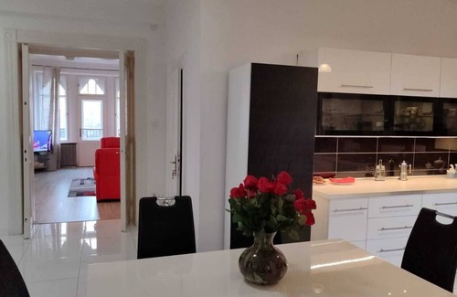 Tisztviselotelep Apartamento | Apartamento 158m² en Budapest Balcón 2 baños Cocina moderna 30m metro