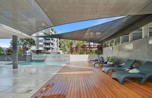 Albion Apartamento | Spacious 1B1B with river views & all amenities