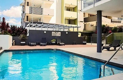 Albion Apartamento | Spacious 1B1B with river views & all amenities