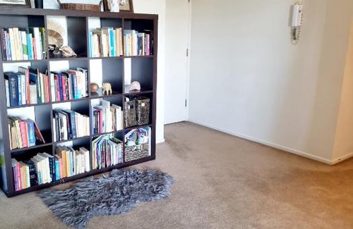 Albion Apartamento | Spacious 1B1B with river views & all amenities