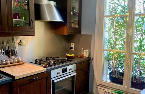Bercy Apartamento | Spacious 1BR - 750sqft, steps away from the Seine river, Bastille plaza & Opera!