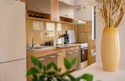 Militari Apartamento | Spacious 1BR Apartment, 15 min from the City Center