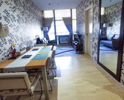 Downtown Apartamento | Spacious 1BR APT near Nightlife and Business Center in Makati
