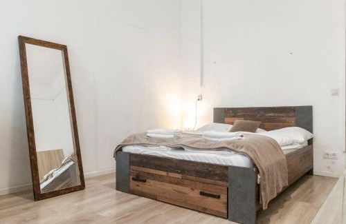 Wieden Apartamento | Spacious 1BR Apt, WIFI & TV, with a Great Location