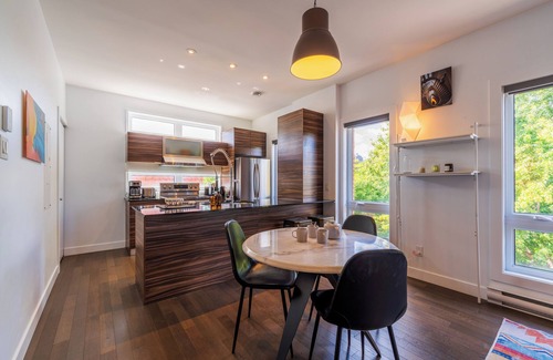 Latin Quarter Apartamento | Spacious 1BR Condo, work&play in Montréal