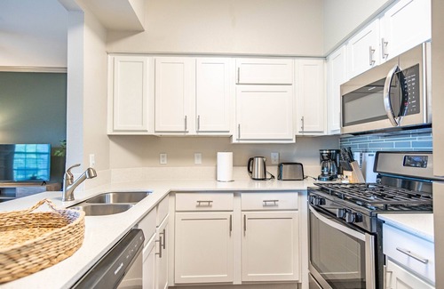 Wells Branch Apartamento | Spacious 1BR King Suite | Pool, Parking + Gym C