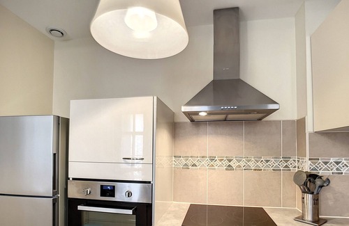 Lamalou-les-Bains Apartamento | Apartamento con Dos Suites en el Corazón de Lamalou-les-Bains, Cerca de Termas y Wifi