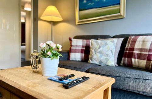 North Glasgow Apartamento | Spacious 2 Bed-Flat in Glasgow City - Free Parking