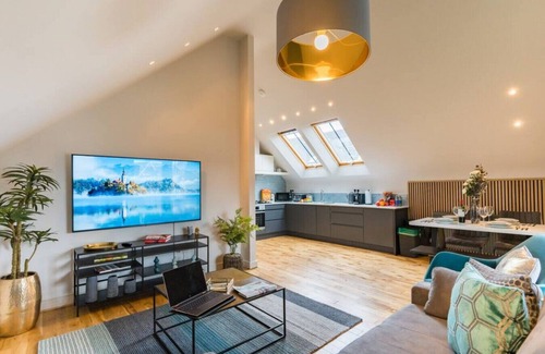 Roath Apartamento | Spacious 2 Bed Loft Apartment