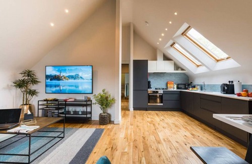Roath Apartamento | Spacious 2 Bed Loft Apartment