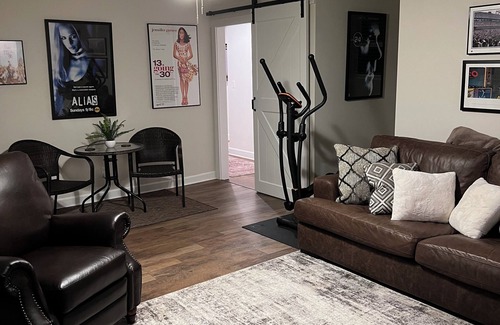 Lupton City Apartamento | Spacious 2-bedroom apartment in Signal Mountain only 15 minutes from downtown!