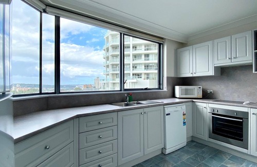 Sydney Apartamento | Spacious 2-Bedroom Apartment, 900m Stroll to Harbour Bridge
