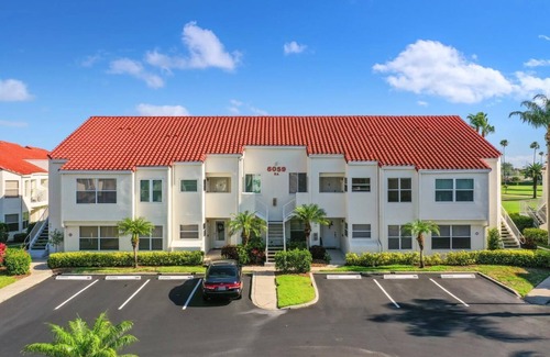 Palma del Mar Condominio | Spacious 2 bedroom 2 bathroom condo with pool
