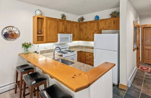 Keystone Casa | Spacious 2-bedroom 2.5 Bath Townhome Walking Distance to World Class Skiing!