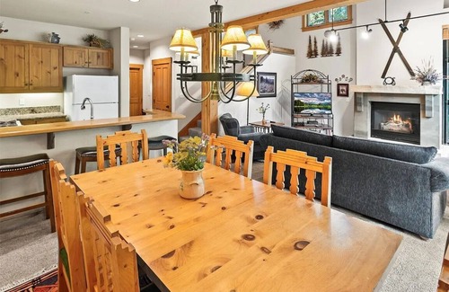 Keystone Casa | Spacious 2-bedroom 2.5 Bath Townhome Walking Distance to World Class Skiing!