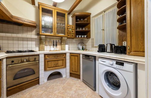 Prague 1 Apartamento | Spacious 2-bedroom apartment in Old Town by easyBNB