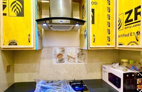Lahore Apartamento | Spacious 2 Bedroom Apartment with AC and Kitchen near Mall Road Lahore
