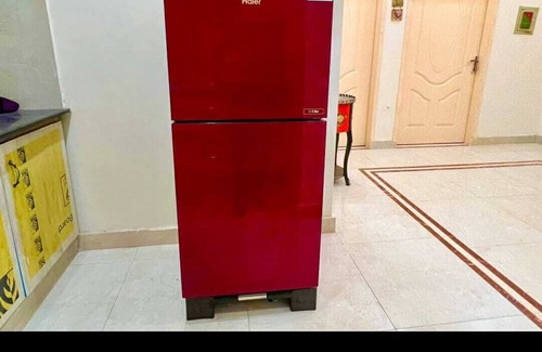 Lahore Apartamento | Spacious 2 Bedroom Apartment with AC and Kitchen near Mall Road Lahore