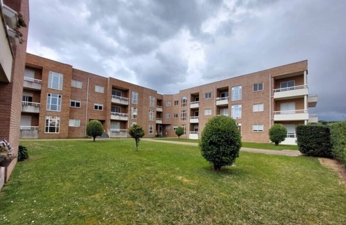 Madalena Apartamento | Spacious 2-bedroom apartment near the sea in enjoyable Vila Nova De Gaia