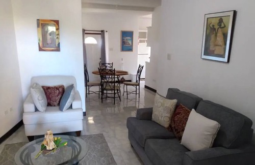 Ocean City Casa | Spacious 2 bedroom near Foul Bay with free parking