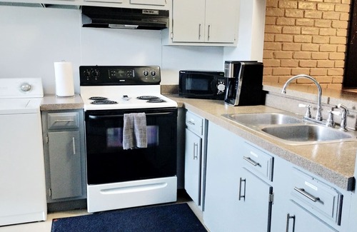 Brownsville Condominio | Amplio apartamento de 2 dormitorios cerca de Golf Country Club