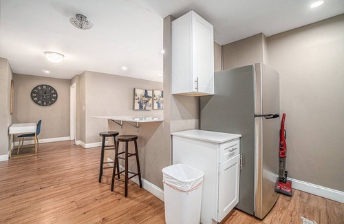 Old Fourth Ward Apartamento | Spacious 2-Bedroom Downtown Atlanta Condo with Free Parking AC, and Wi-Fi- 2003