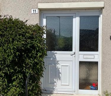 Cullen Casa | Spacious 2 Bedroom Home in Picturesque Cullen