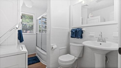 Myrtle Beach Casa | Spacious 2 bedroom just a 2 min walk to the beach!