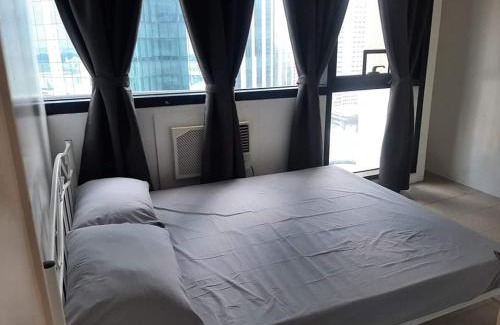 Wack-Wack Greenhills Apartamento | Spacious 2 Bedroom Unit with Pool