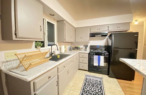 Central Alameda Casa | Spacious 2 bedroom home in the heart of Los Angeles