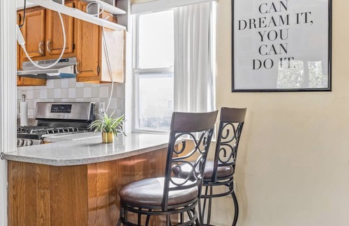 South Jamaica Apartamento | Spacious 2 Bedroom
