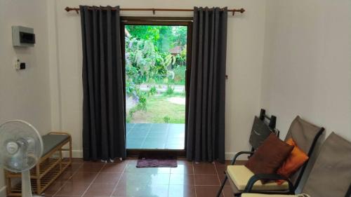 Thong Chai Casa | Spacious 2-bedroom villa near beach