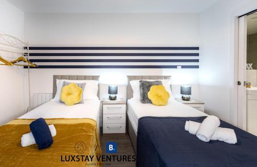 Bushey Apartamento | Spacious 2 BR Apartment - 2 Minutes to Station - 10 Minutes to Harry Potter Studios - 30 Minutes to London Euston - Ideal for Families & Business - Free Parking