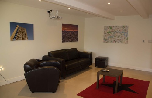 Brondesbury Park Apartamento | Amplio apartamento de 2 dormitorios con jardín en Queens Park, Londres zona 2
