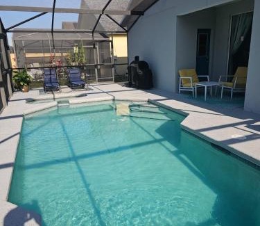 Sunset Ridge Casa | Spacious 2 en-suite BR, heated pool & spa retreat
