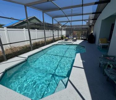 Sunset Ridge Casa | Spacious 2 en-suite BR, heated pool & spa retreat