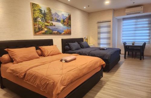 Medan Apartamento | Spacious 2 King Bed Family Room 56 Sqm PODOMORO APARTMENT Tower Liberty 21st Floor with Mall Direct Access