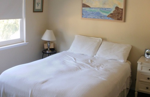 Rancho Palos Verdes Casa | Spacious 2 bedroom 2 bath home with pool and Jacuzzi