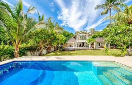 Petitenget Casa | Spacious 2 Villas combined 9 bedrooms 2 pools