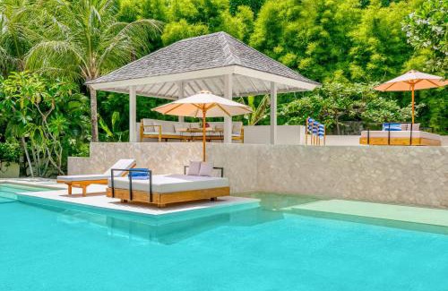 Petitenget Casa | Spacious 2 Villas combined 9 bedrooms 2 pools