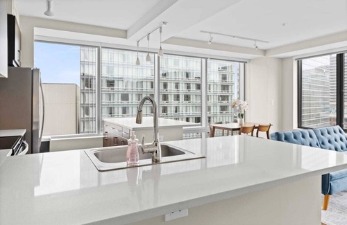 Theatre District Apartamento | Spacious 2BR 2BA Condo Boston Downtown