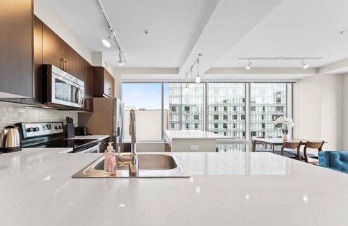 Theatre District Apartamento | Spacious 2BR 2BA Condo Boston Downtown